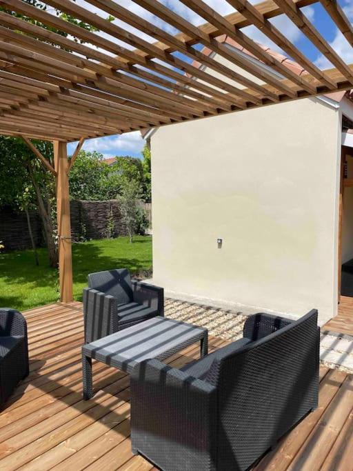 Petite Maison Avec Jardin Au Calme Floirac  Buitenkant foto